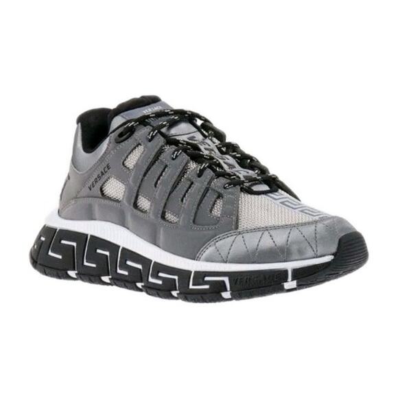 VERSACE Trigreca Sneakers Mismatch Size L40 R39. main image 5